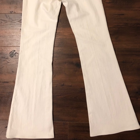 Original Rock & Republic White Jeans - Picture 2 of 4